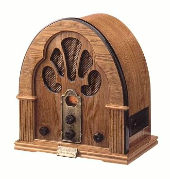 1932 Antique Replica Cathedral Radio